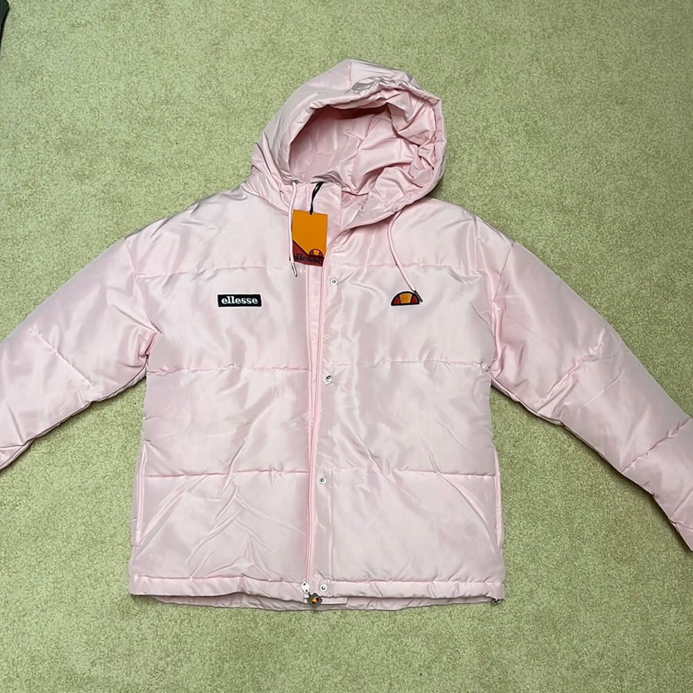 NEW WITH TAG ellesse pink puffer jacket